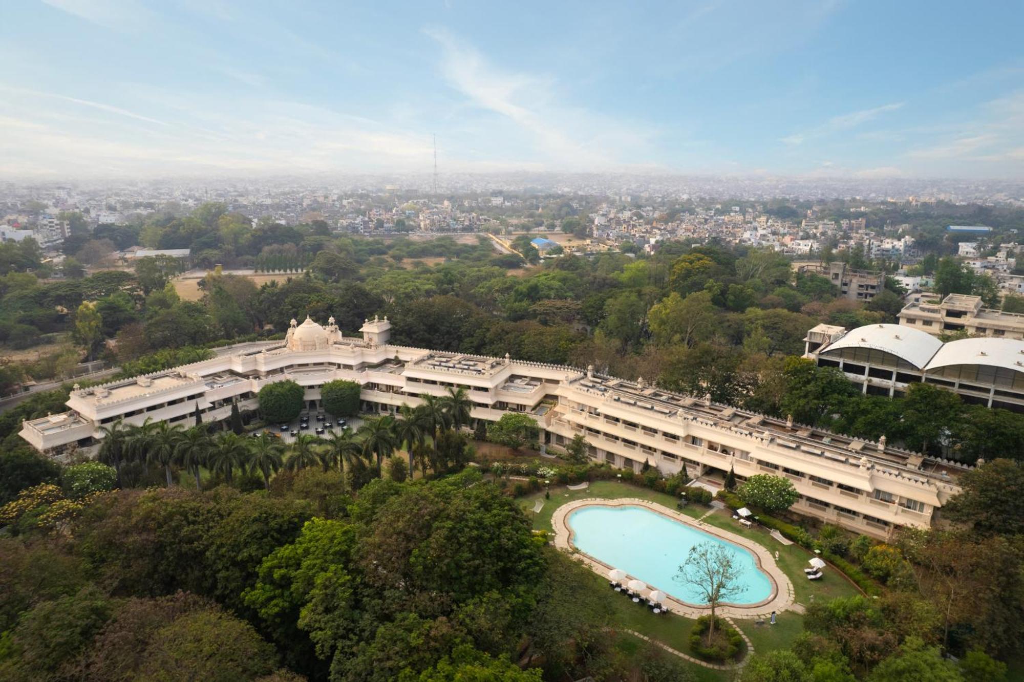 Gateway Aurangabad - Chhatrapati Sambhaji Nagar ภายนอก รูปภาพ